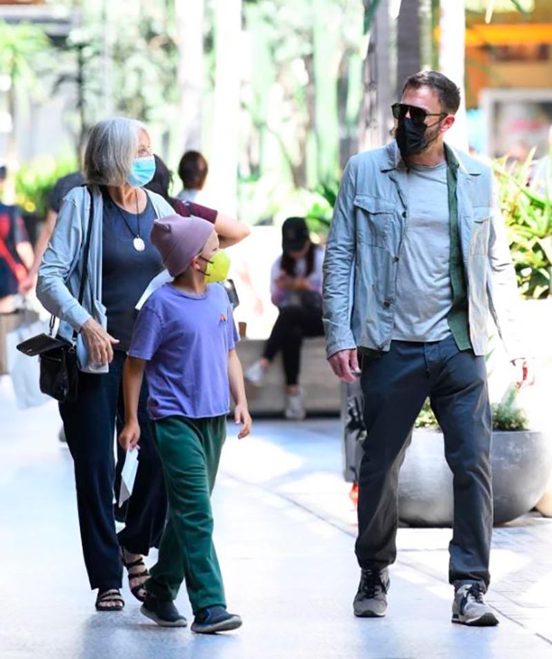 Ben-Affleck-Mamá-e-hijo