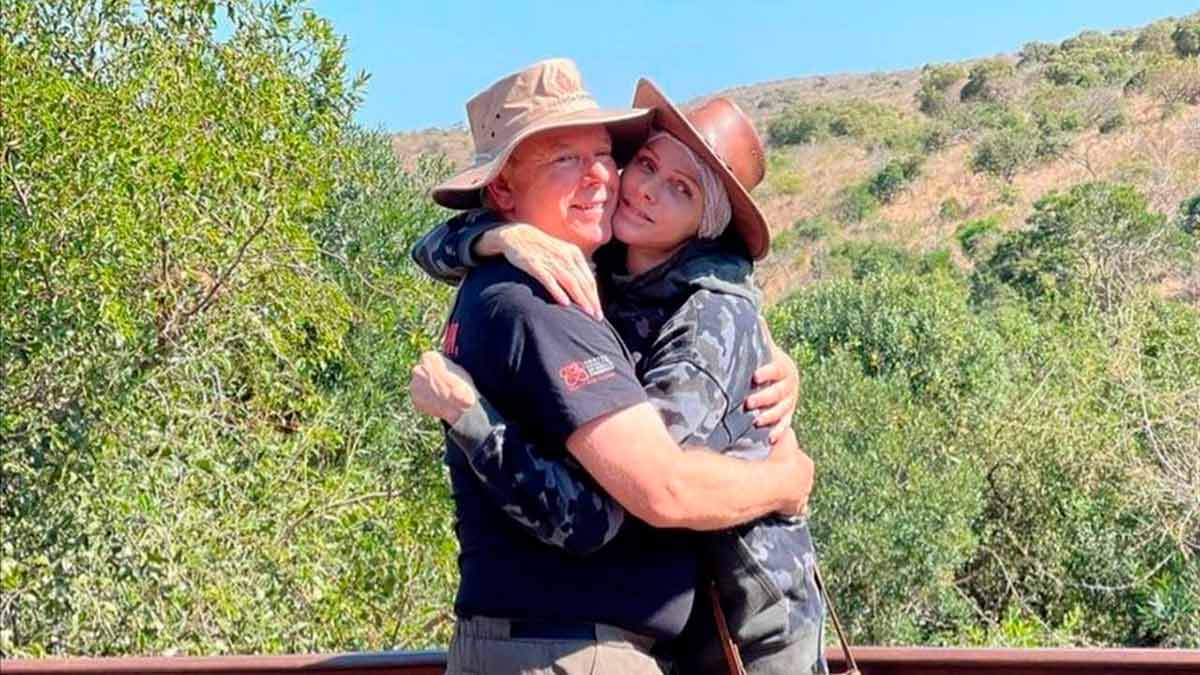 La princesa Charlène se reencuentra con el príncipe Alberto y sus hijos