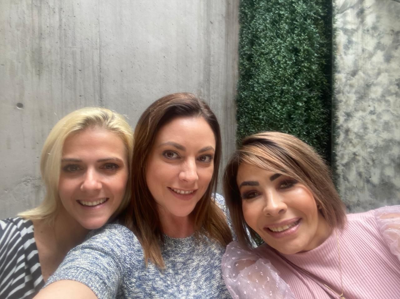 Algunas de las invitadas al brunch