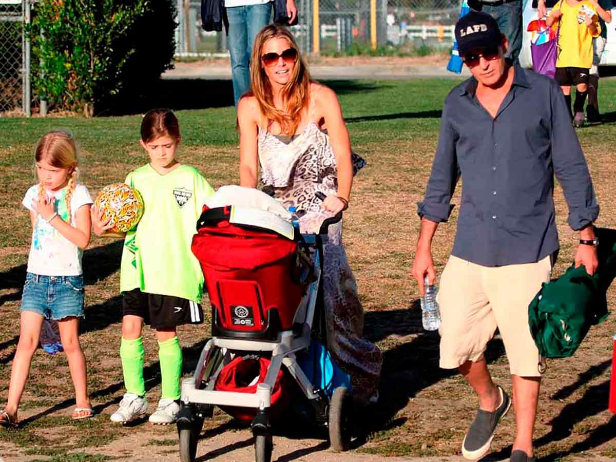 Charlie-Sheen-Denise-Richards-hijas