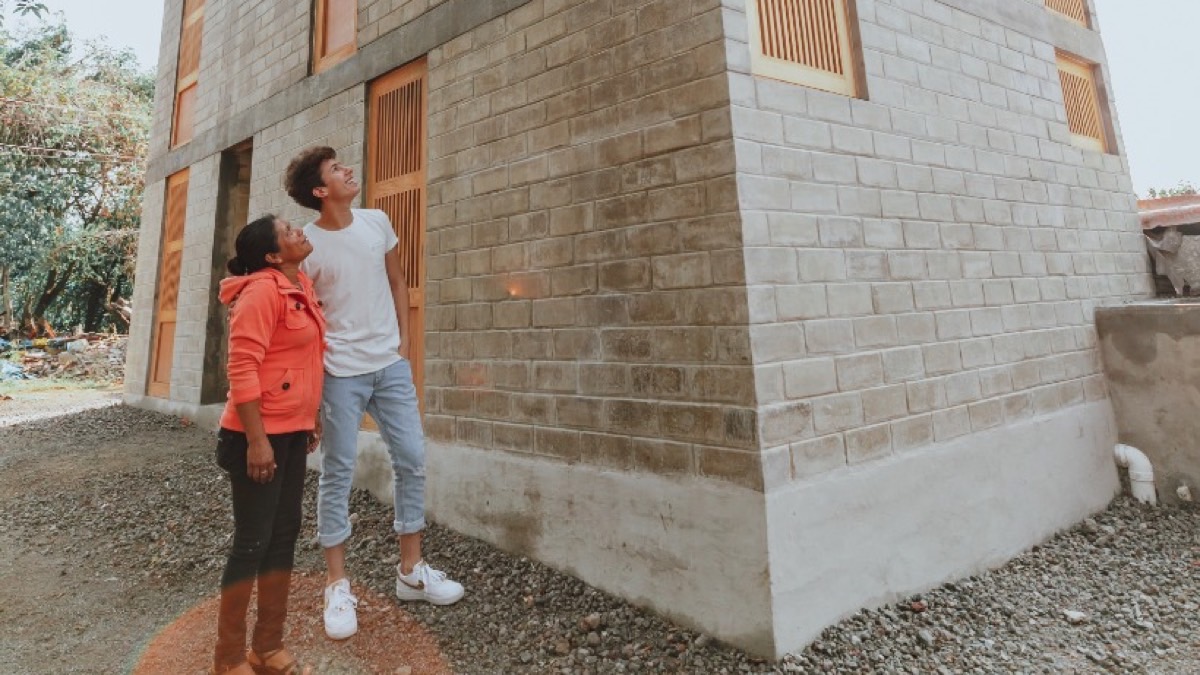 Juanpa Zurita da comunicado sobre la entrega del proyecto ‘Love Army México’