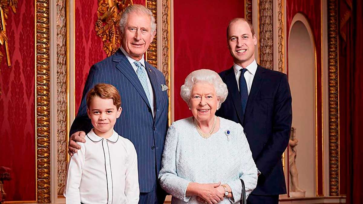 Principe-Carlos-Reina-Isabel-Principe-George-Principe-William