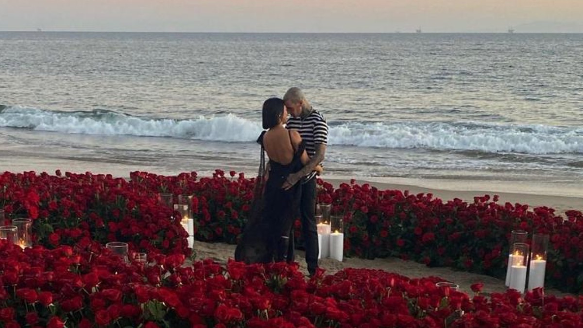Travis Barker le pide matrimonio a Kourtney Kardashian