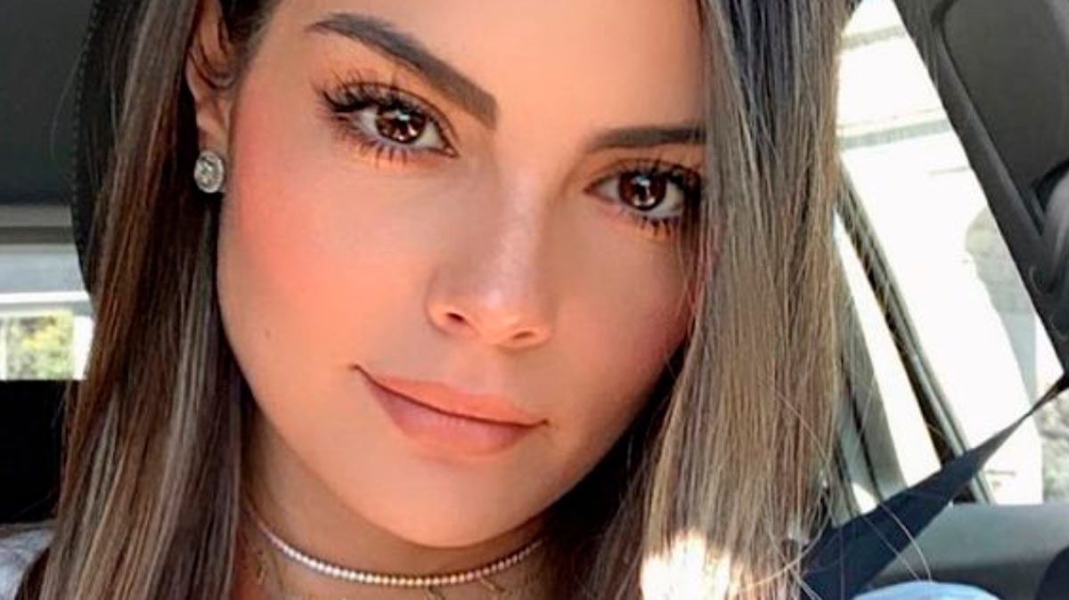 Ximena Navarrete festeja la próxima llegada de su bebé con colorido baby shower