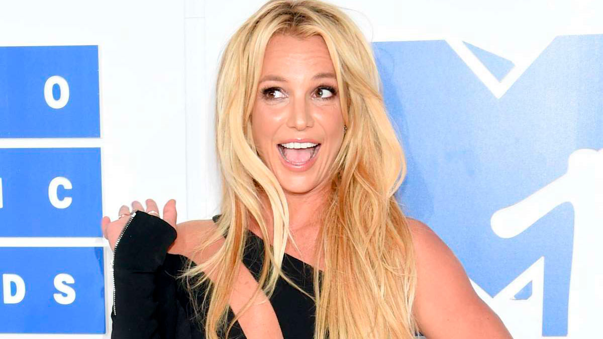 ¡Adiós, tutela! Britney Spears obtiene su libertad y el mundo lo celebra