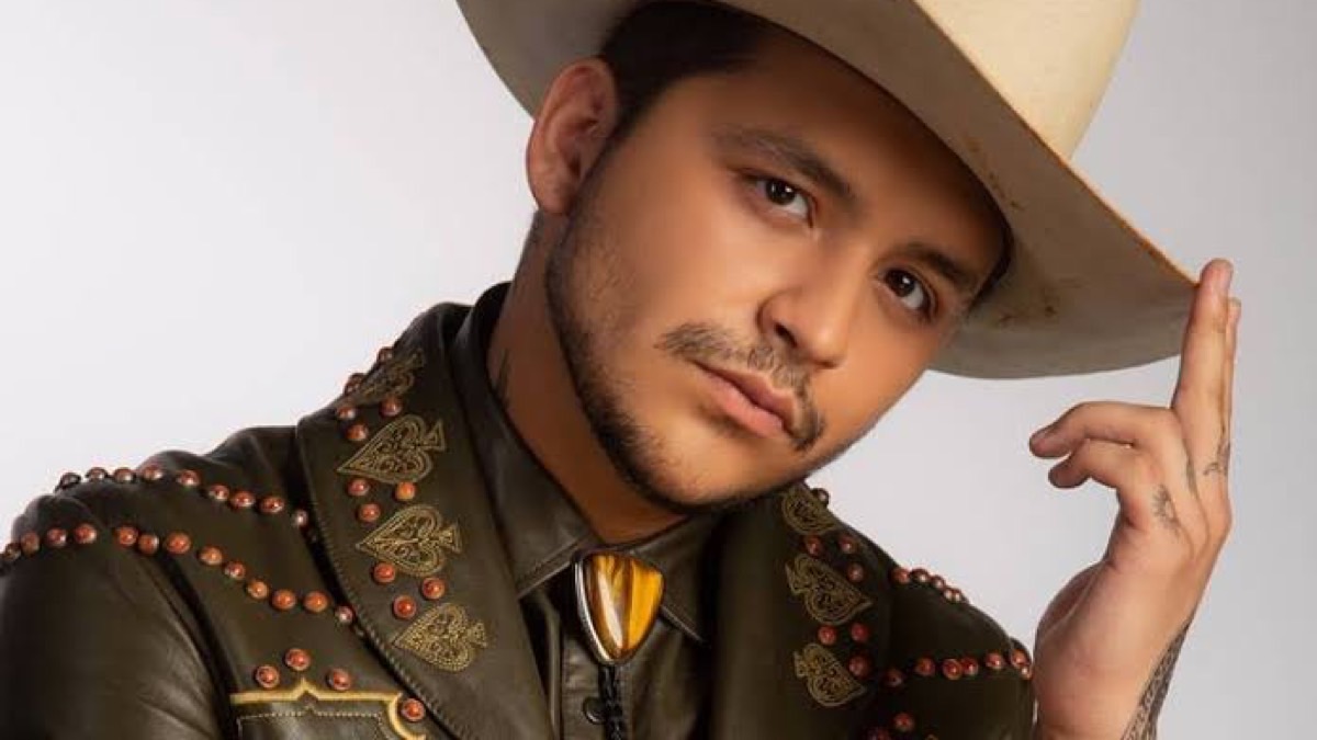 Christian Nodal es vetado y podría no volver a cantar en México