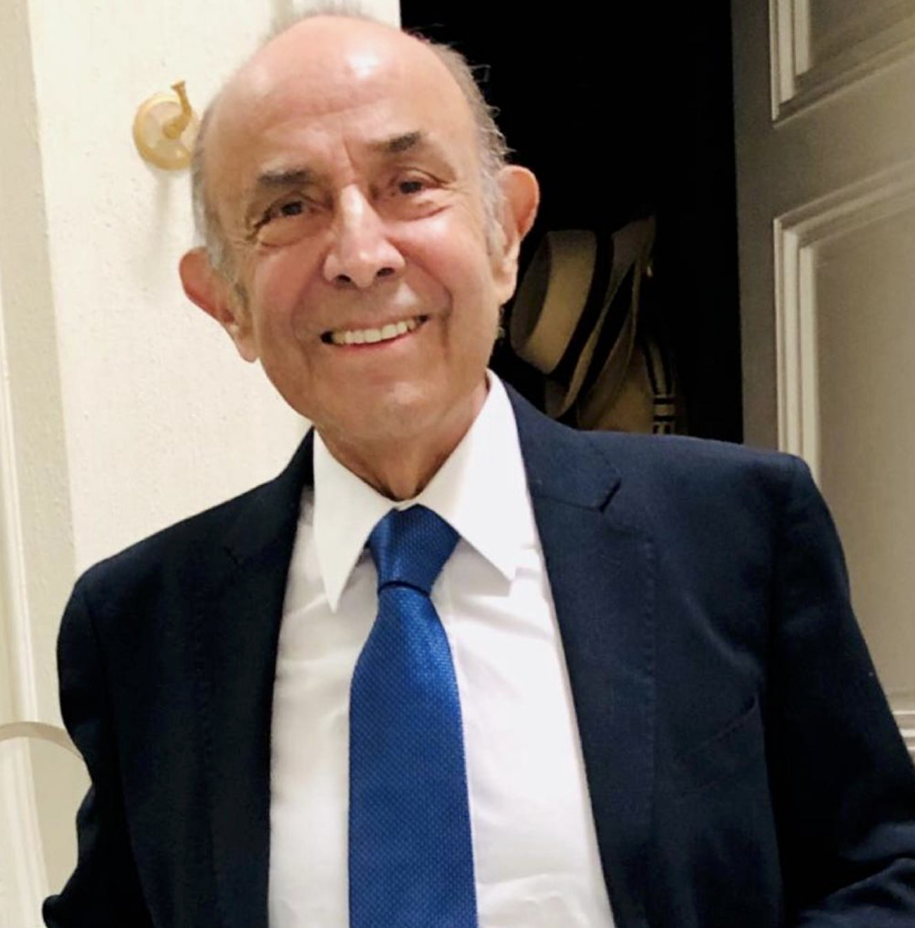 Don clemente Serna.