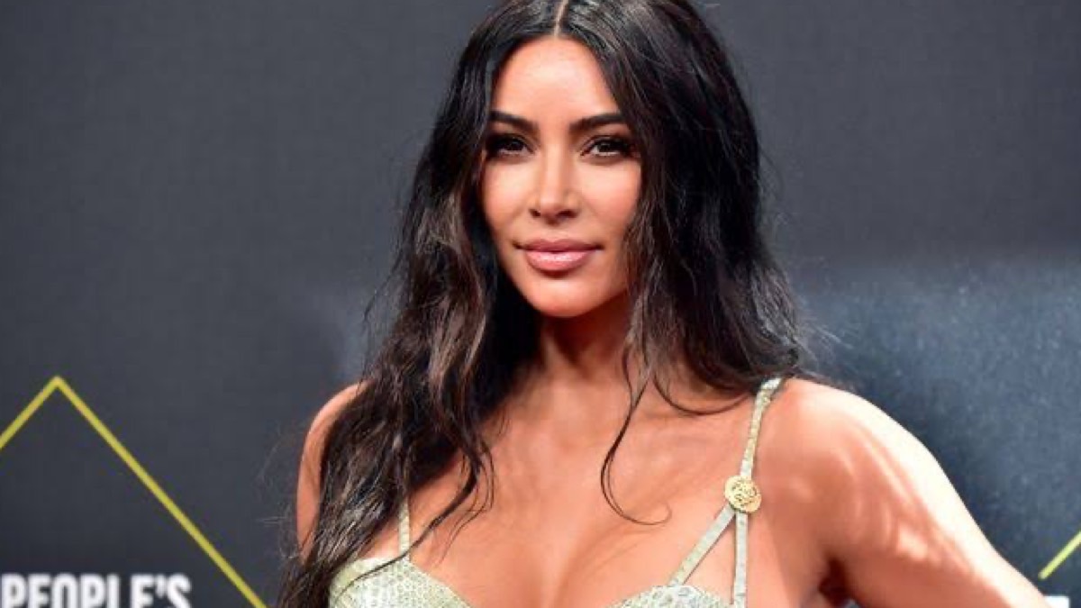 Él es el hombre detrás del físico de Kim Kardashian, ella lo presenta con orgullo