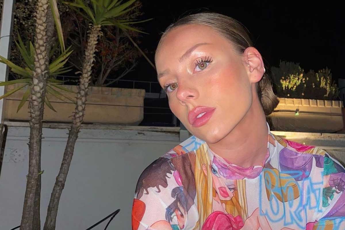 Ester Expósito estrena relación y te contamos con quien