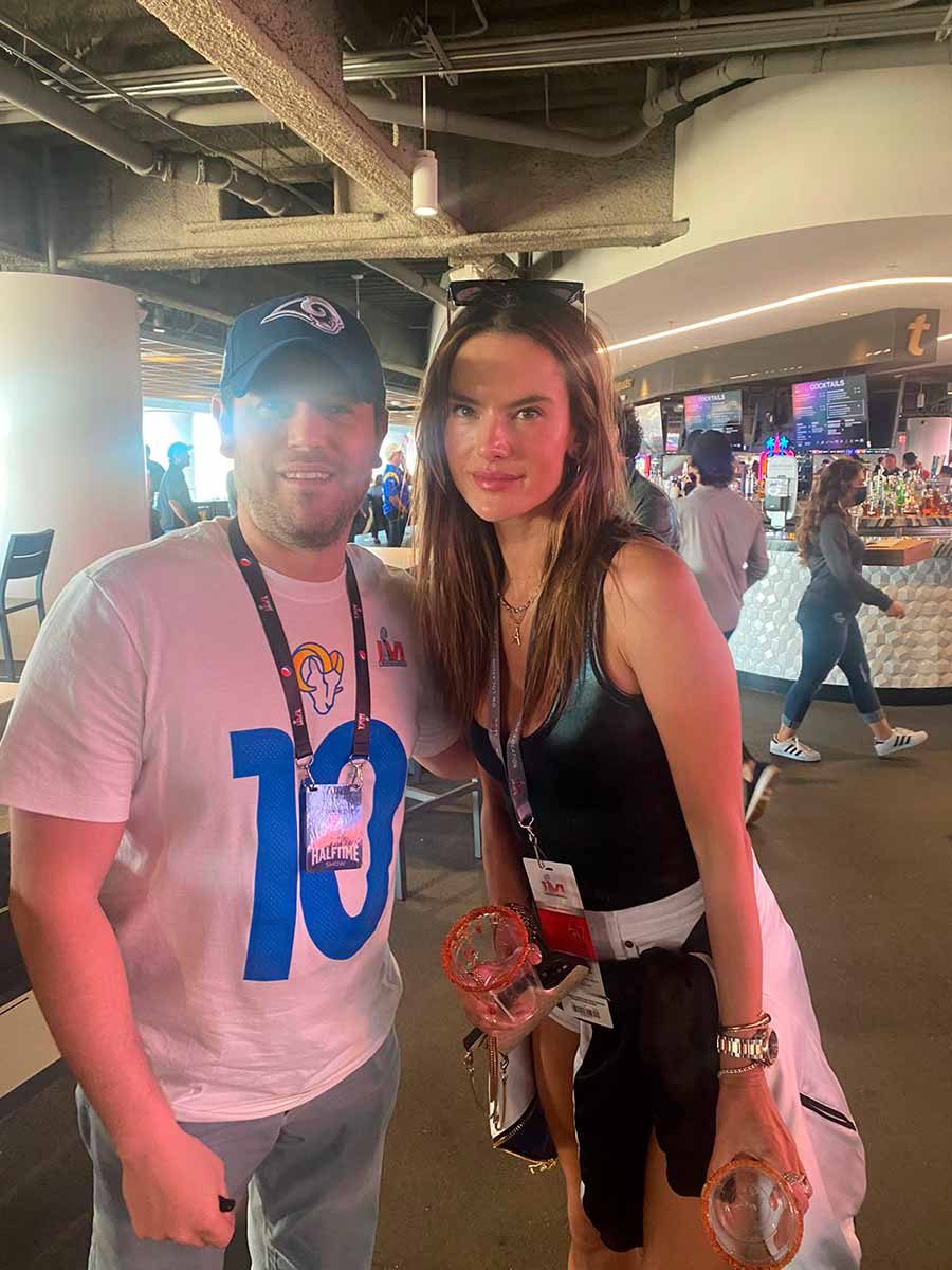 Alessandra-Ambrosio-Roberto-Henaine-Super-Bowl-2022