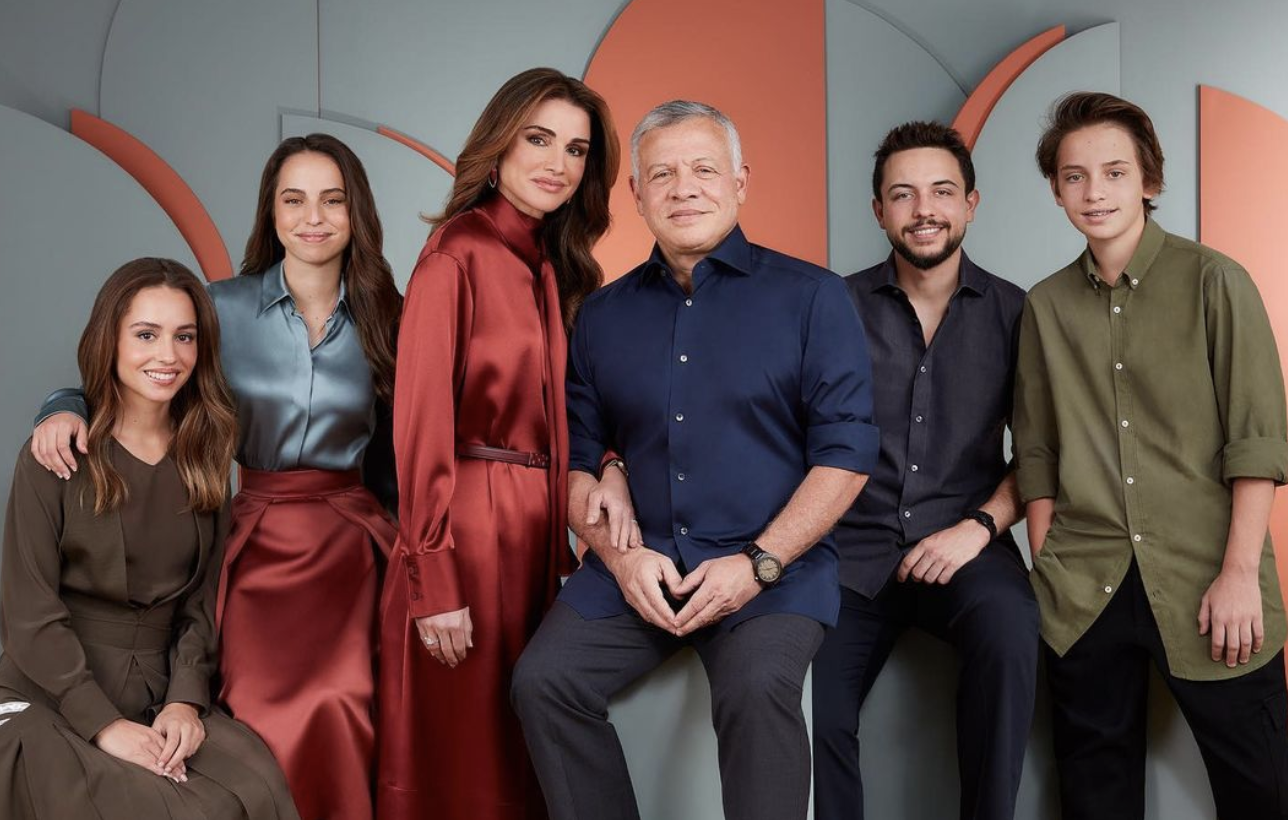 Los reyes de Jordania con sus cuatro hijos