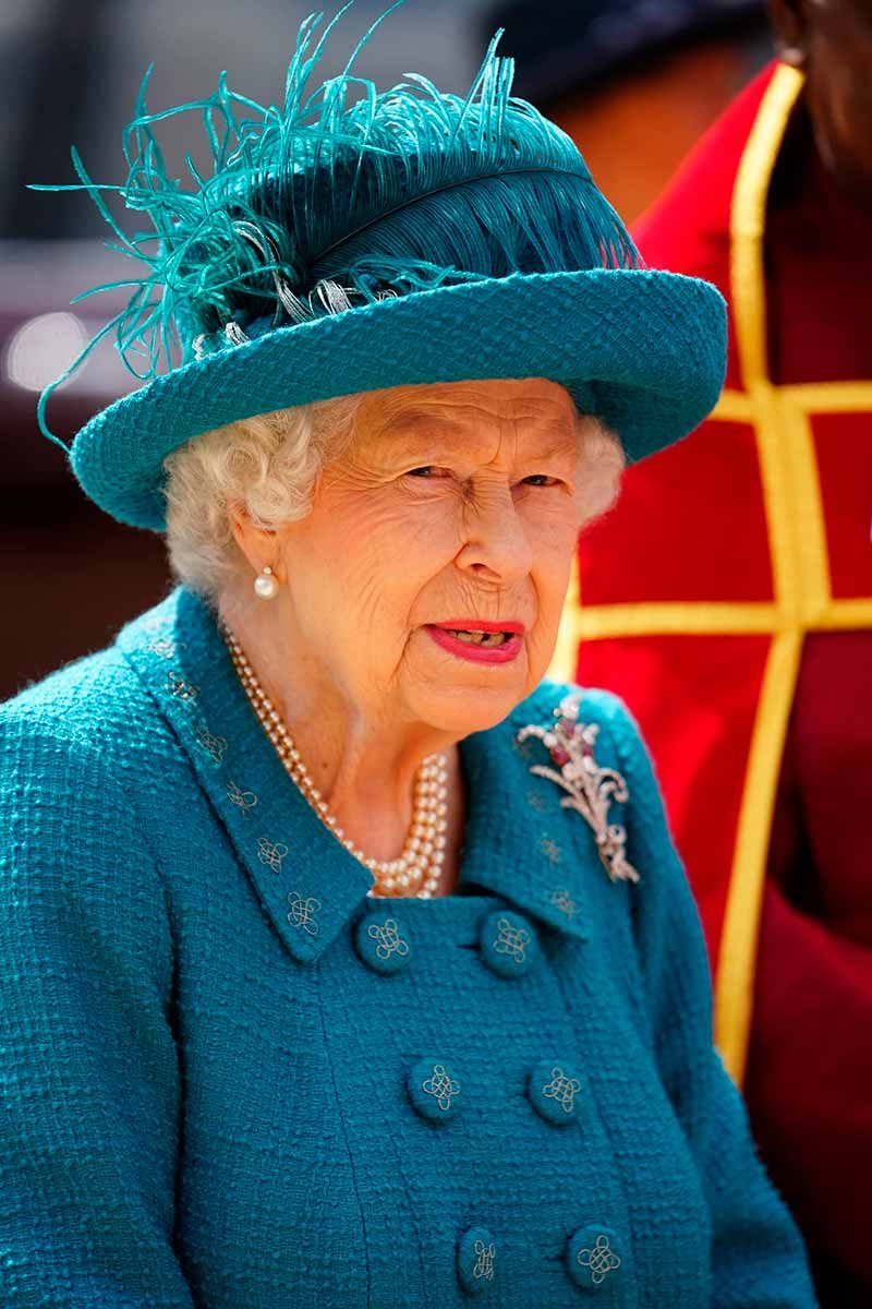 Reina-Isabel-II-Foto-Clasos