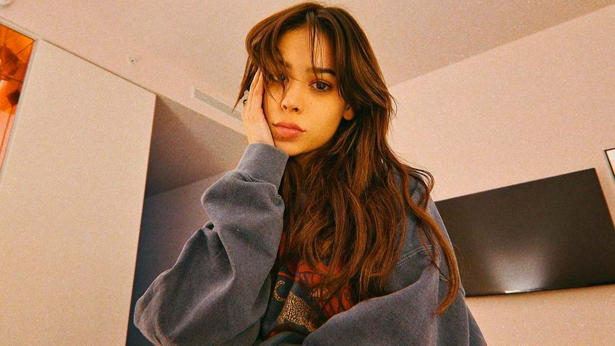 ¿Danna Paola presentó de manera oficial a su nuevo galán en la boda de Pau Zurita?