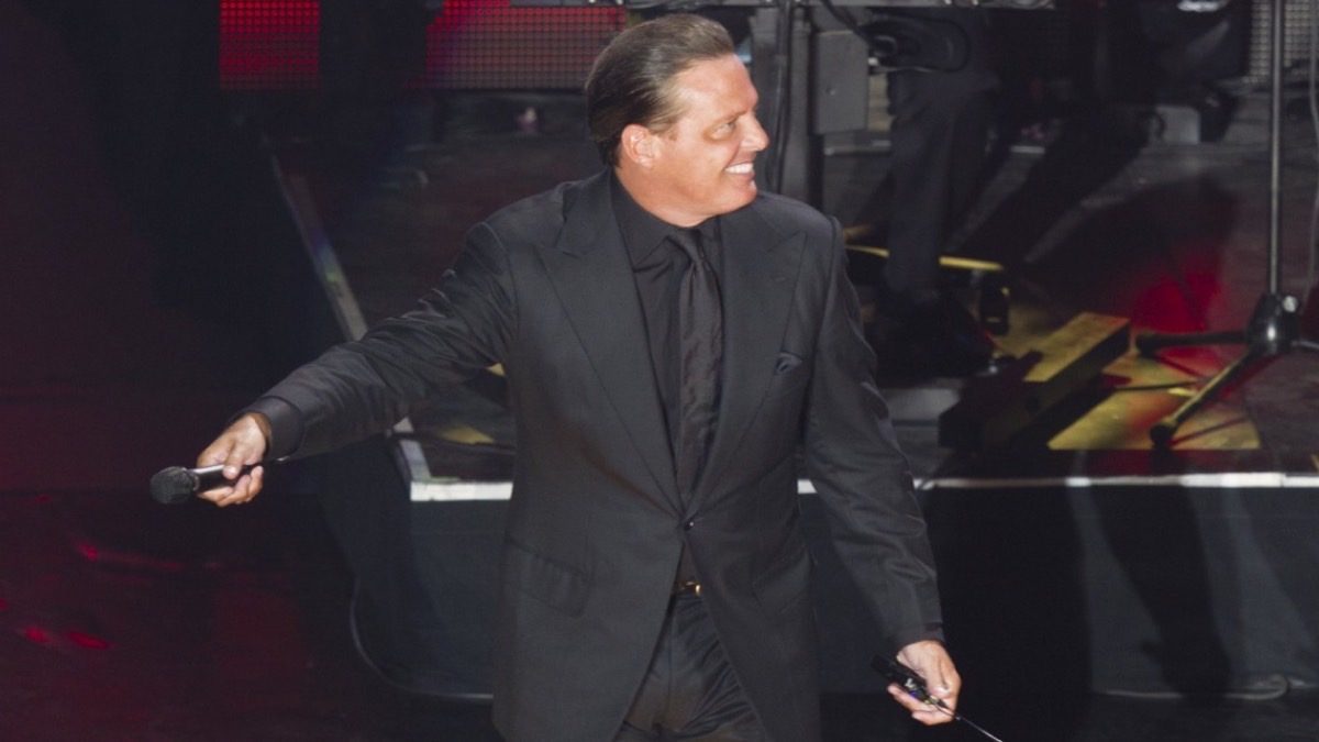 ¿Cuál es el récord millonario que Luis Miguel acaba de romper?