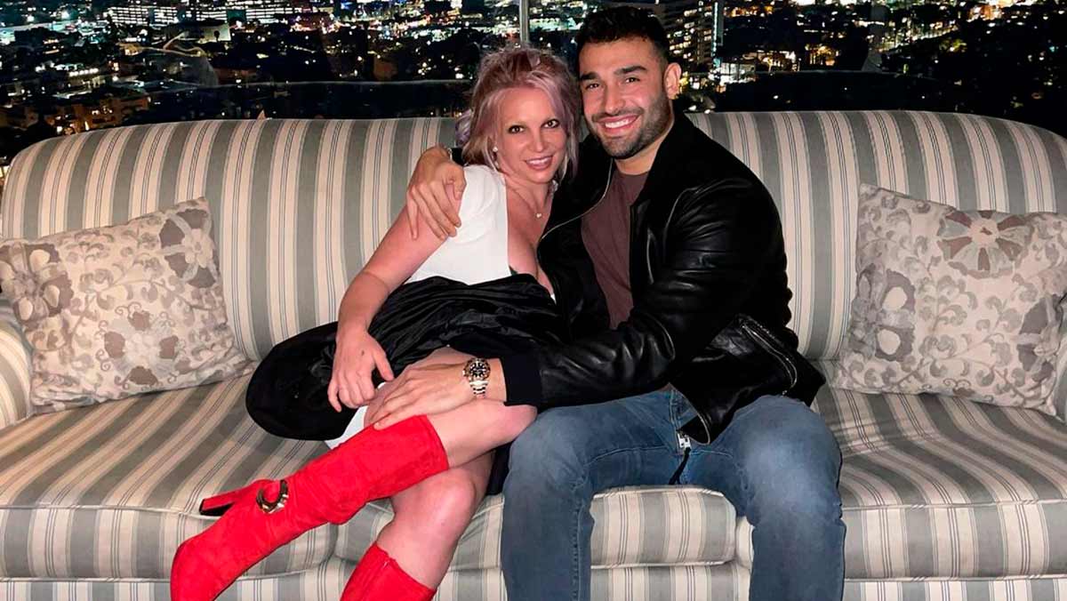 Britney Spears está embarazada y así lo anunció