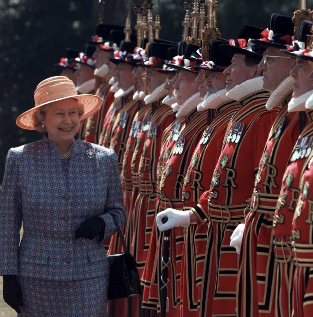Reina Isabel II