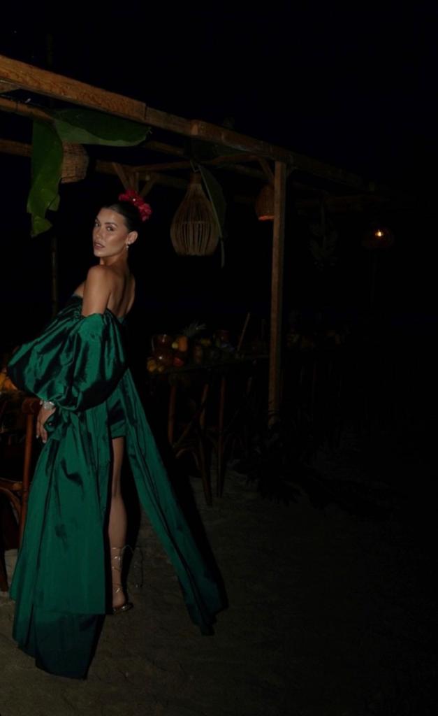 Michelle Salas cumpleaños 33