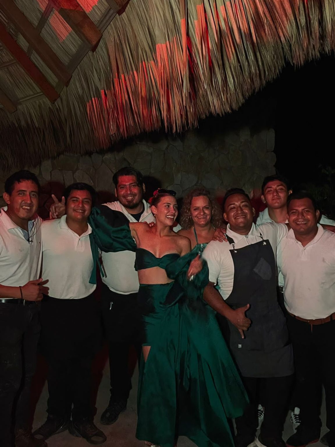 Michelle Salas cumpleaños 33