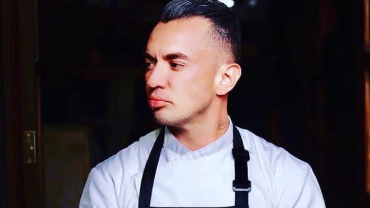 El chef mexicano Édgar Núñez exhibe a influencer y genera polémica sobre el marketing de influencers