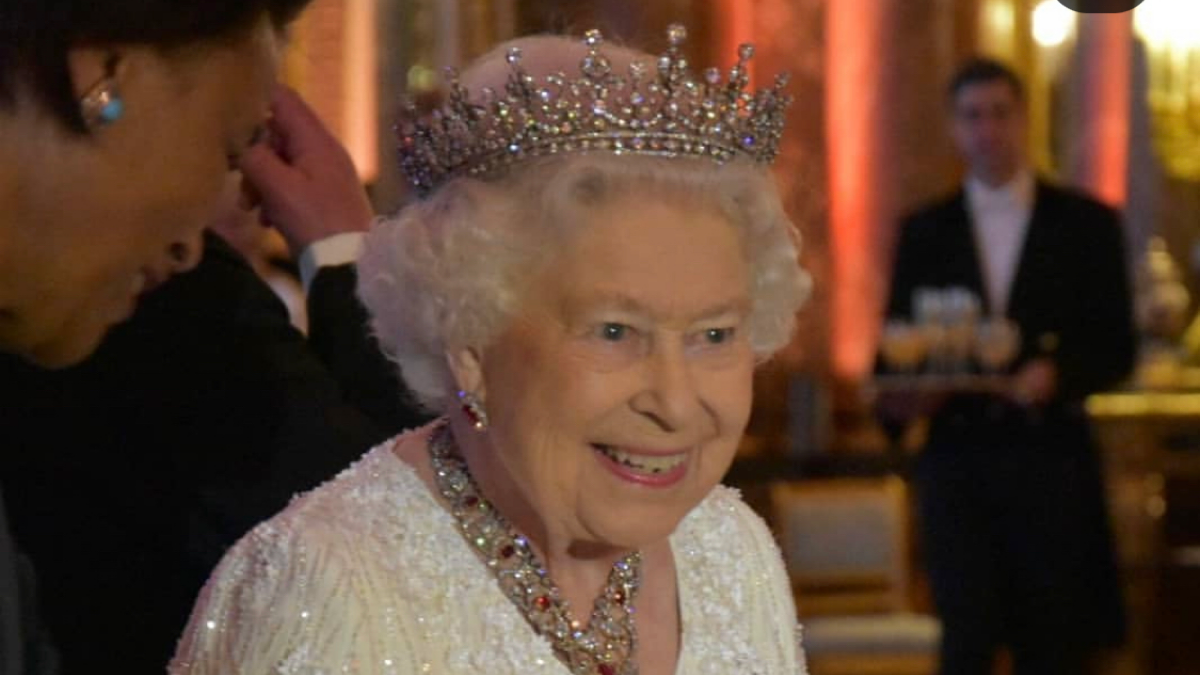 La princesa Diana de Gales contra la reina Isabel II: así era su verdadera relación La princesa Diana de Gales contra la reina Isabel II: así era su verdadera relación