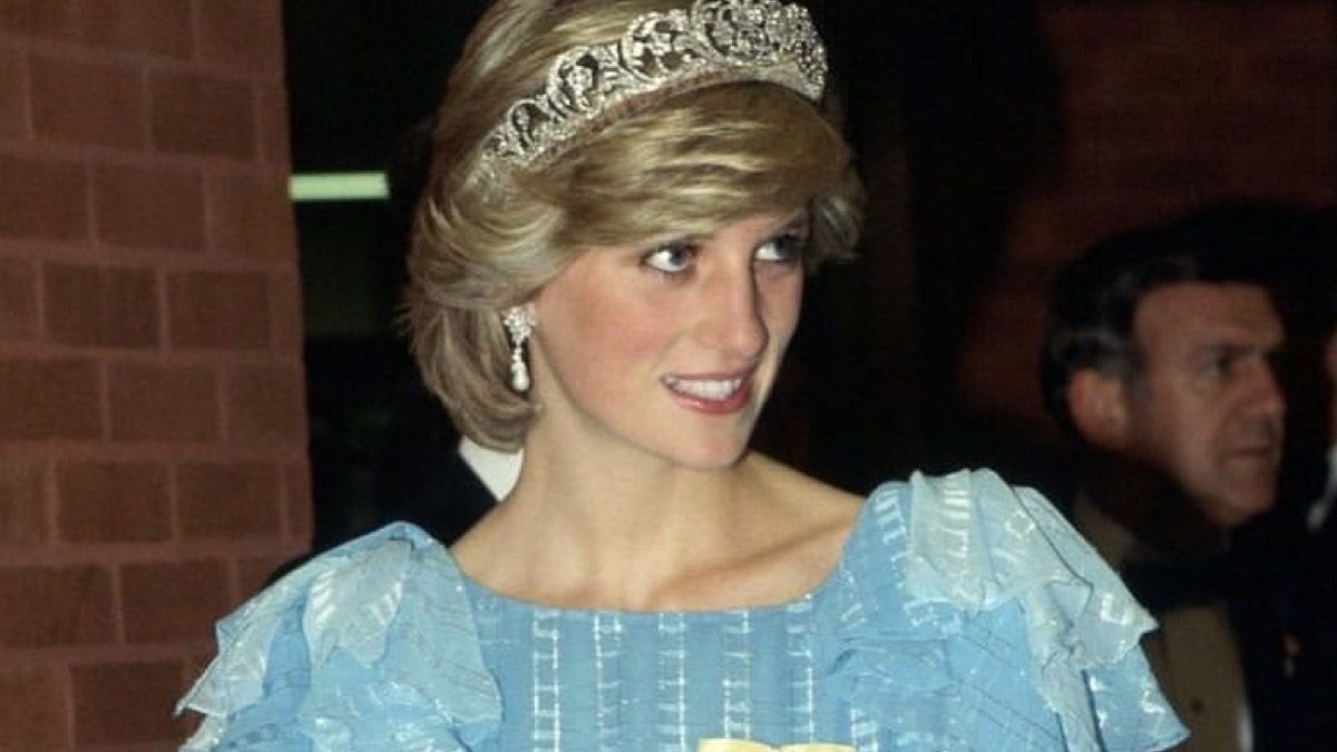 Lady Di: la historia de la intrigante nota que escribió prediciendo su muerte Lady Di: la historia de la intrigante nota que escribió prediciendo su muerte