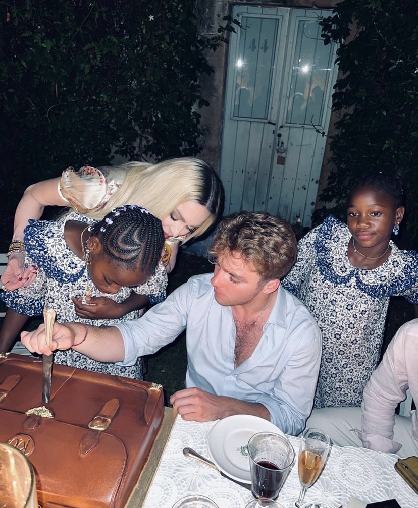 Madonna y su hijo Rocco Ritchie festejaron sus cumpleaños en Italia