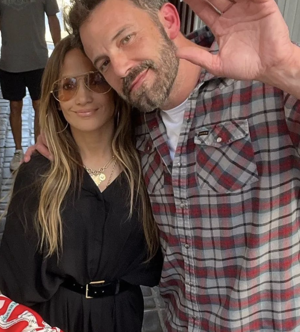Se dice que Ben ya no vive en la casa que compró en conjunto con Jennifer. 