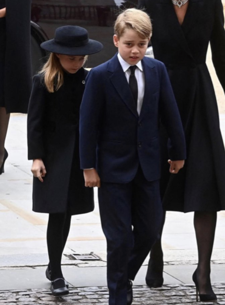 El príncipe George será el paje de honor de su abuelo. 