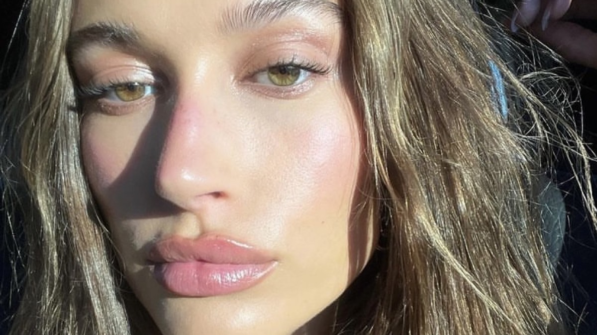 Hailey Bieber explica por primera vez si es verdad que le “robó” el novio (Justin Bieber) a Selena Gomez