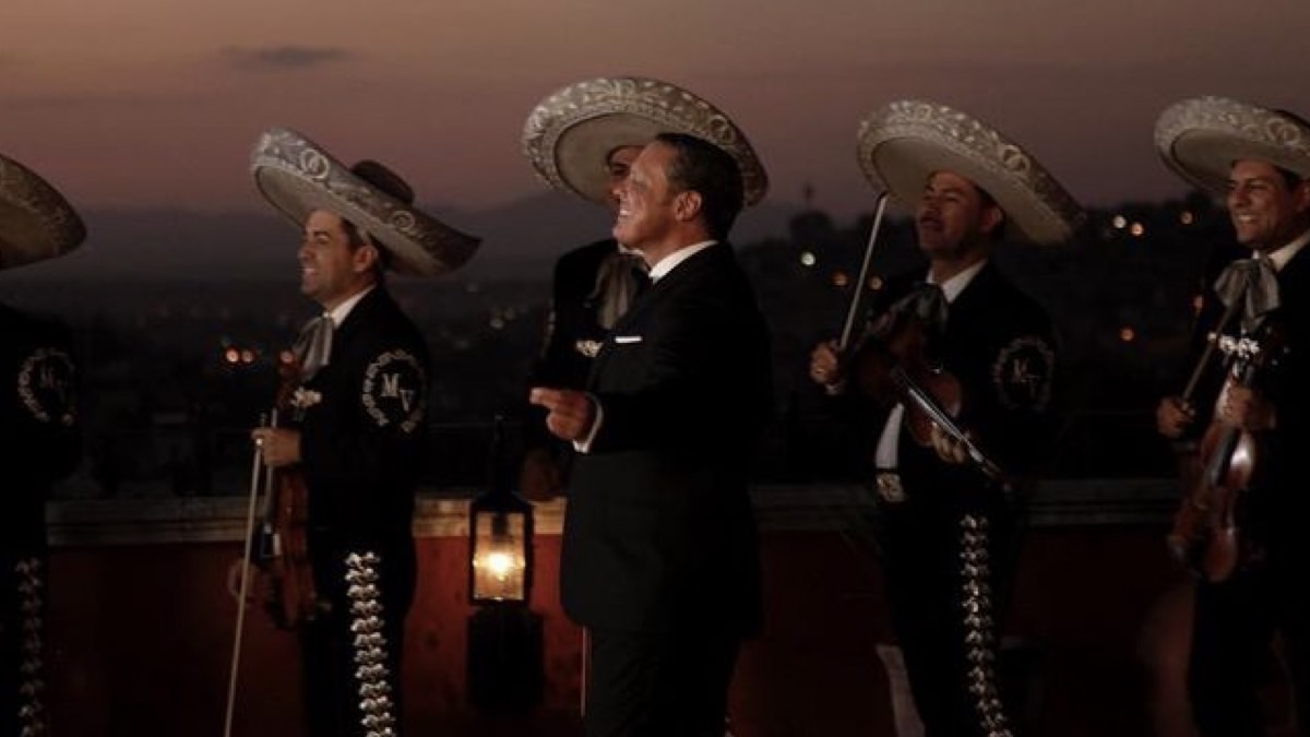 Luis Miguel ya planea gira para 2023, al menos eso asegura su amigo Carlos Bremer