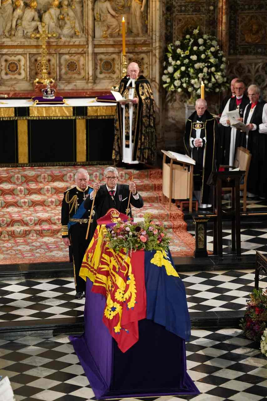 El funeral de Isabel II en la Capilla de St. George en Windsor.