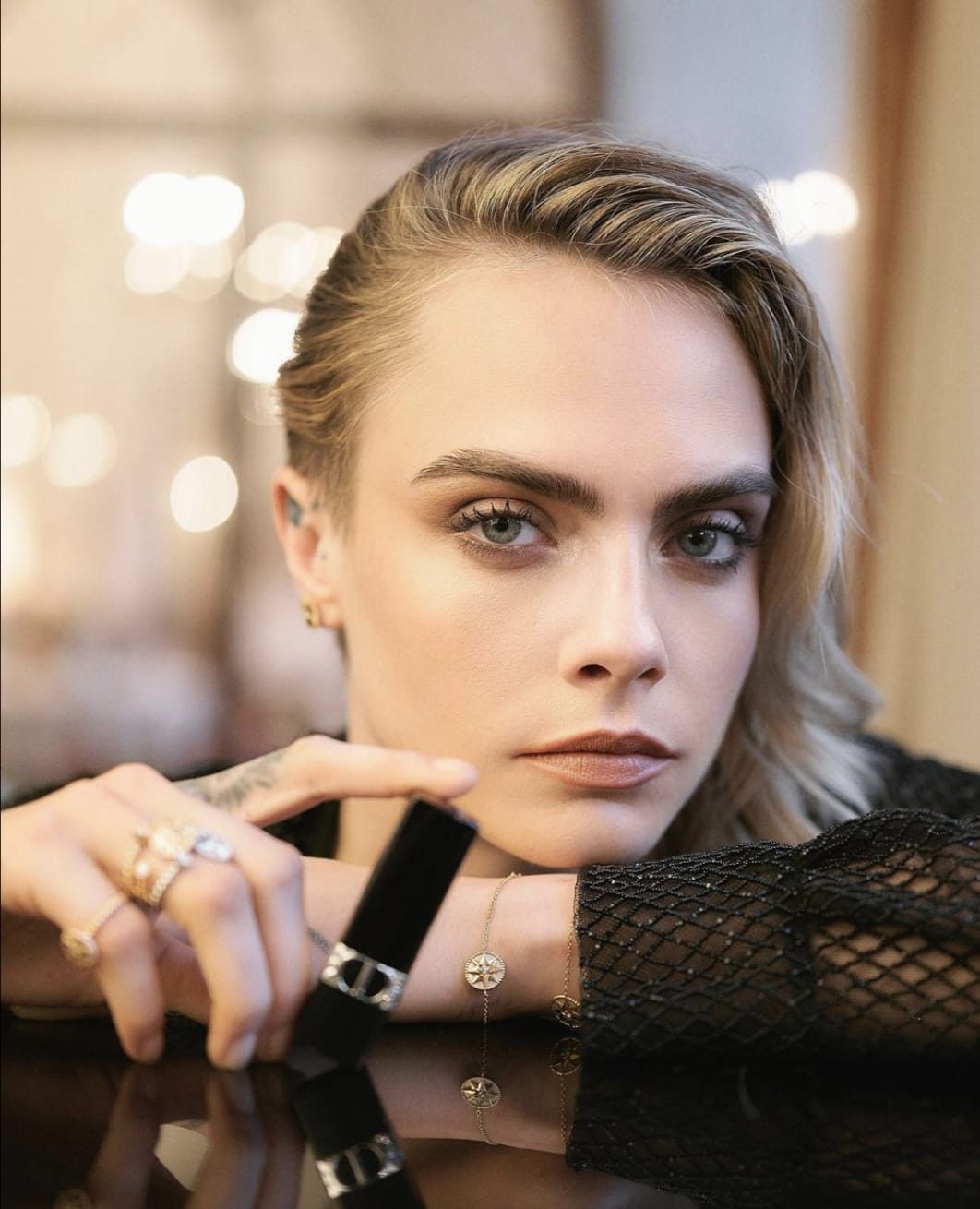 Cara Delevingne sorprendió recientemente por su apariencia en mal estado. 