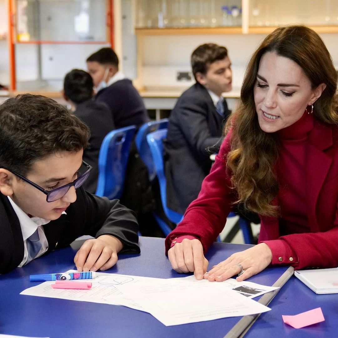 Como princesa de Gales, Kate Middleton tiene prohibido pintarse las uñas de colores llamativos.