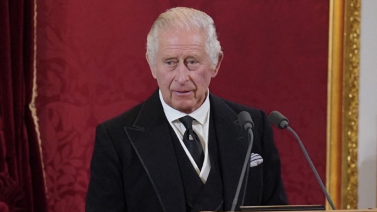 Las estrictas exigencias del rey Carlos III quedan al descubierto por un exempleado real