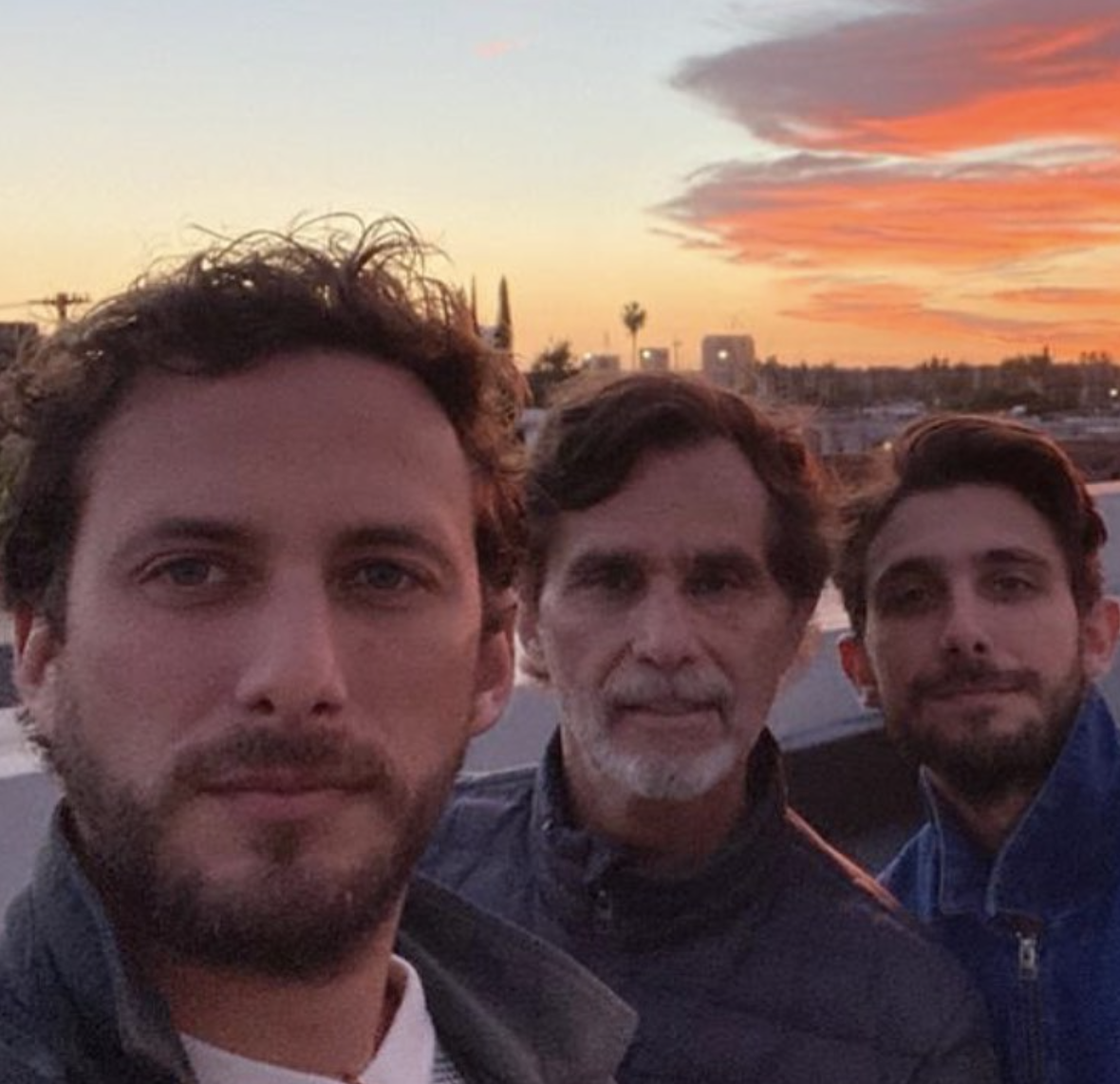 Humberto con sus hijos