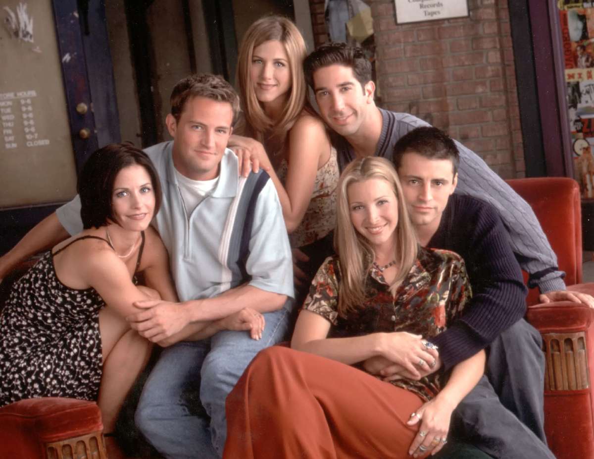 El elenco de 'Friends' rompe el silencio en torno a la muerte de Matthew Perry. 