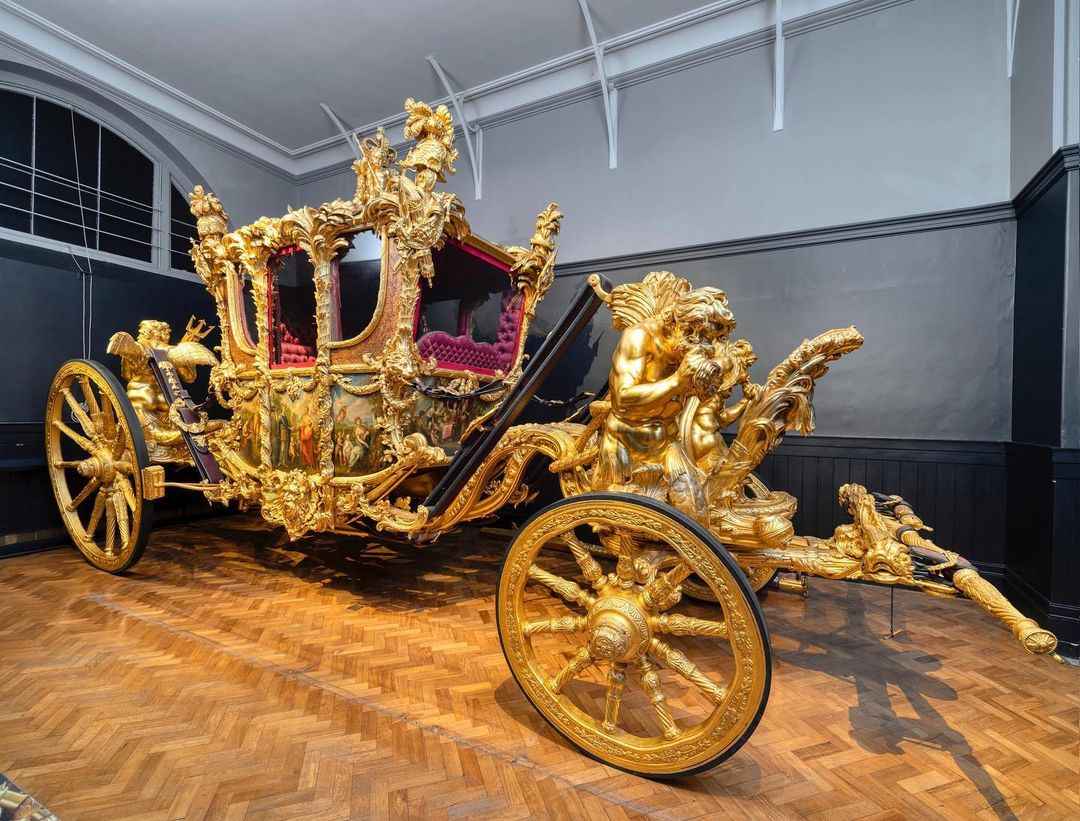 Carruaje Estatal Dorado que también se usó en la coronación de la reina Isabel II. 