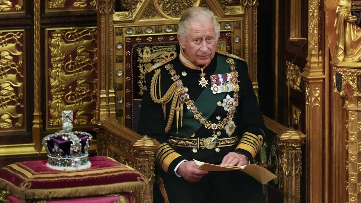 La importancia de que el rey Carlos vaya a ser coronado el día del cumpleaños de Archie, hijo de Harry y Meghan
