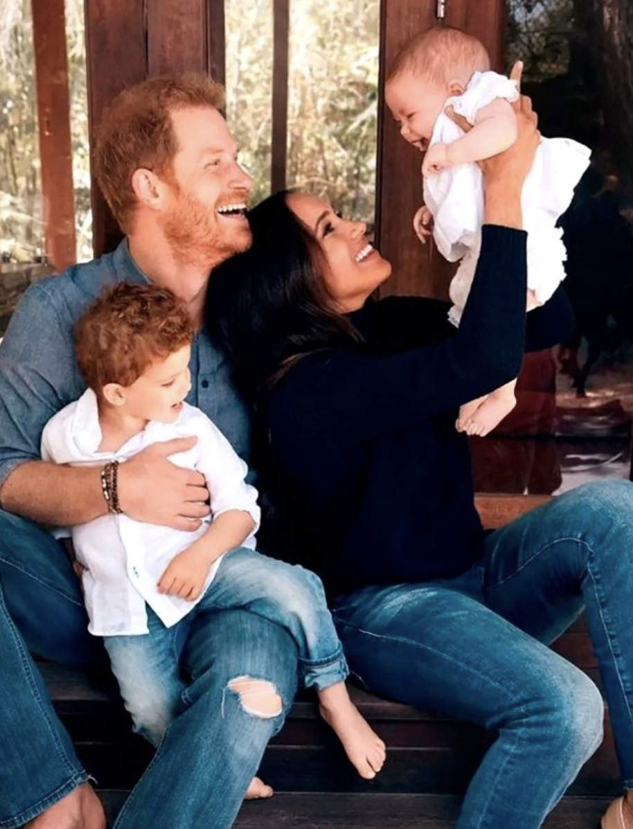 El príncipe Harry, Meghan Markle y sus dos hijos: Archie y Lilibet Diana