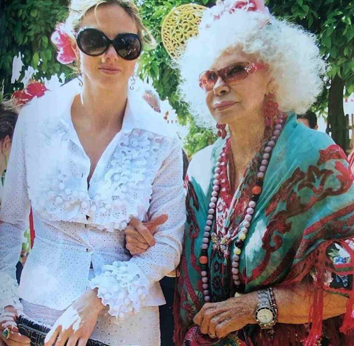 Genoveva Casanova con su exsuegra, la Duquesa de Alba.