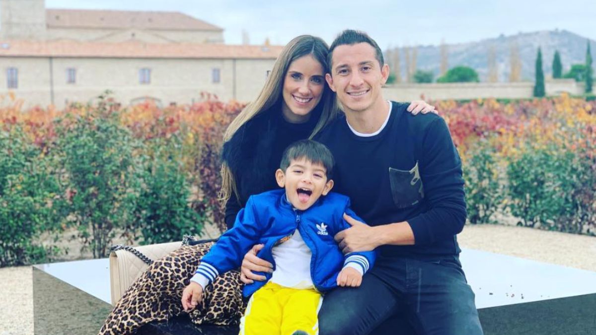 Así es la lujosa mansión de Andrés Guardado en Sevilla, España