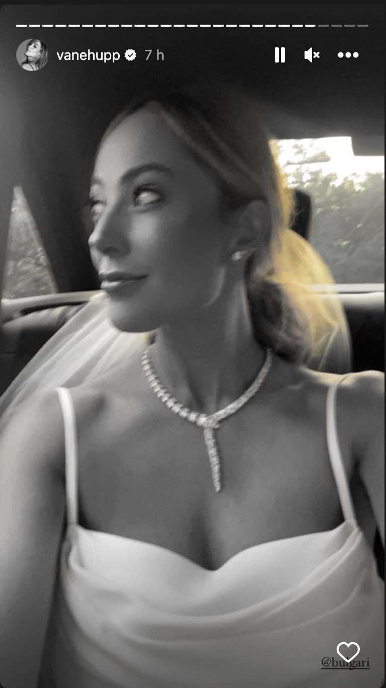 Las joyas de Vanessa Hupenkothen fueron de Bvlgari.