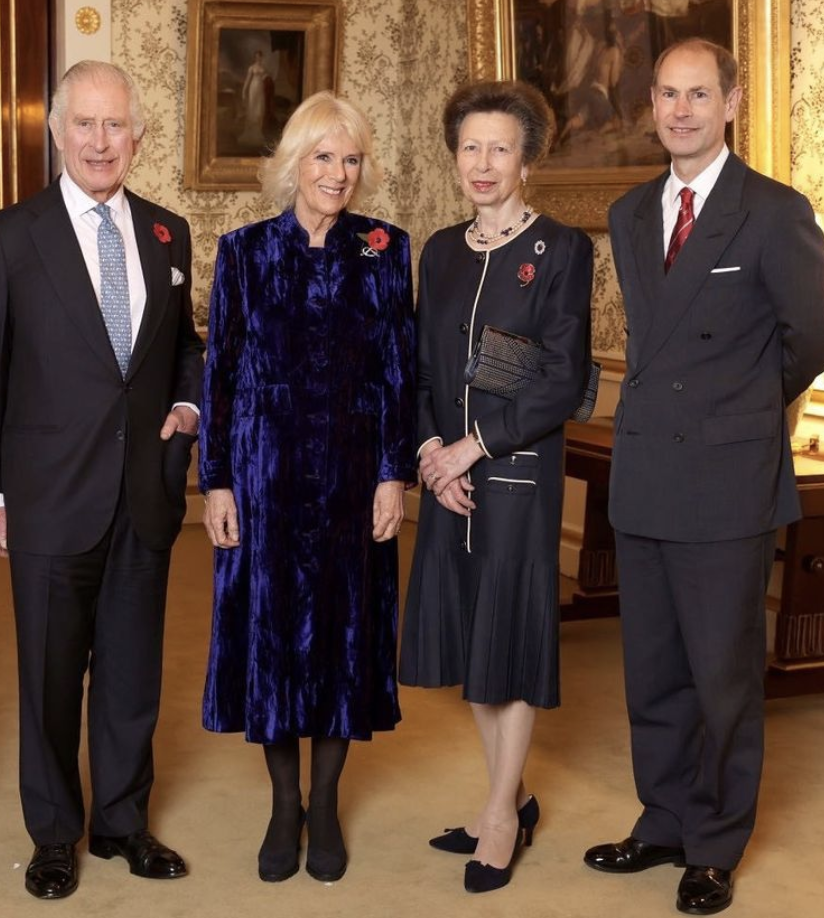 Carlos, Camilla, Ana y Eduardo