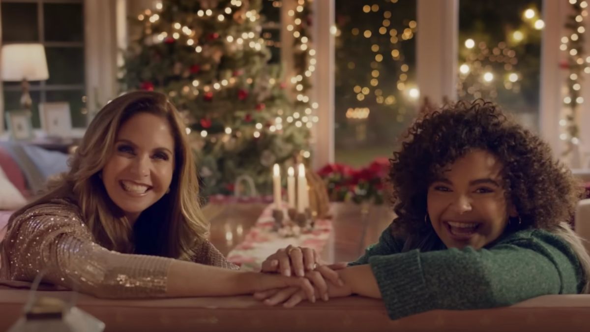 Lucero y Lucerito Mijares protagonizan su primer comercial juntas