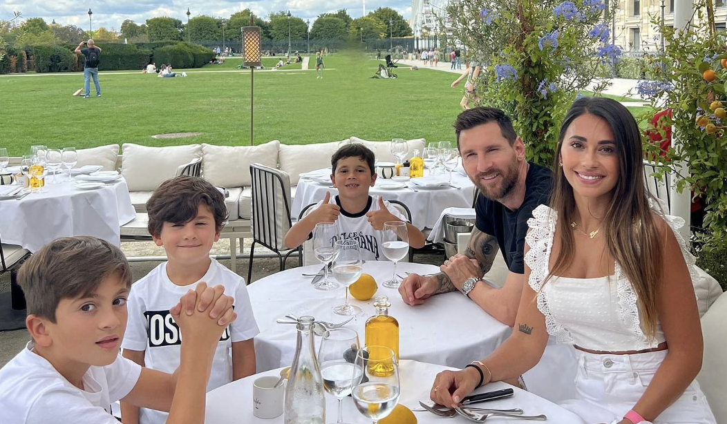 Antonela y Messii hijos