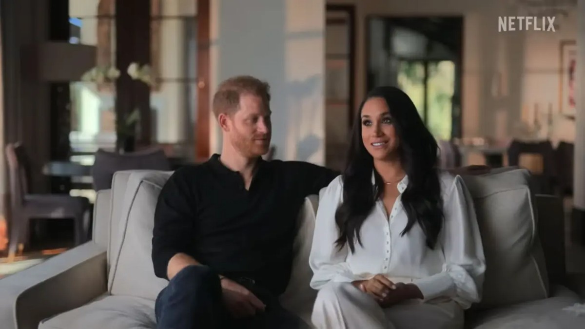 El príncipe Harry y Meghan Markle en una imagen de su documental para Netflix.