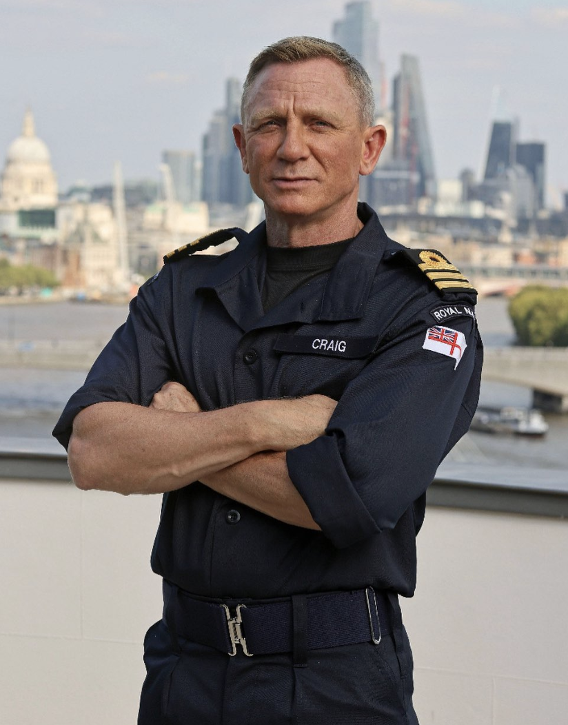 Daniel Craig