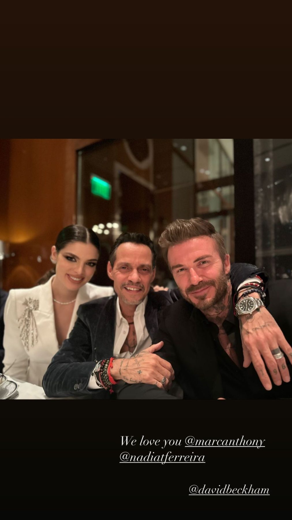David Beckham en la exclusiva boda de Marc Anthony y Nadia Ferreira.