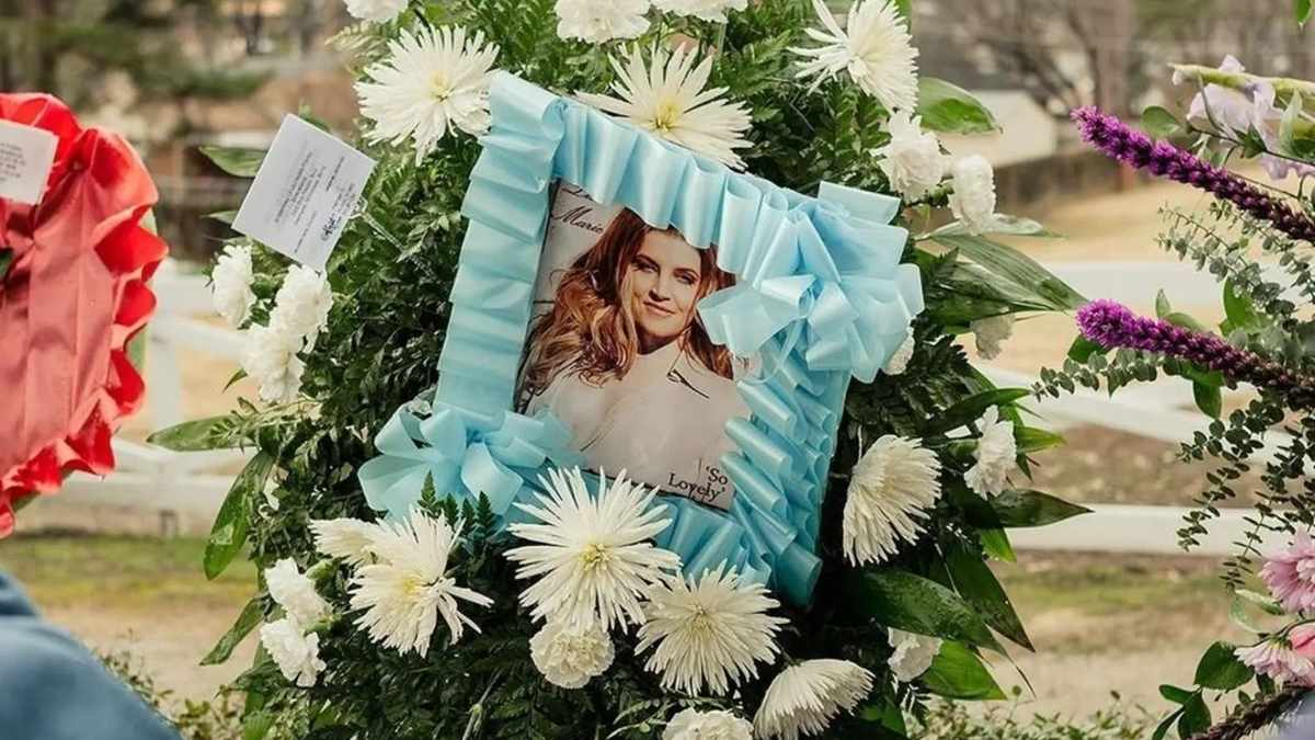 El emotivo funeral de Lisa Marie Presley: Sarah Ferguson citó a la reina Isabel, los mensajes de adiós de su familia y más