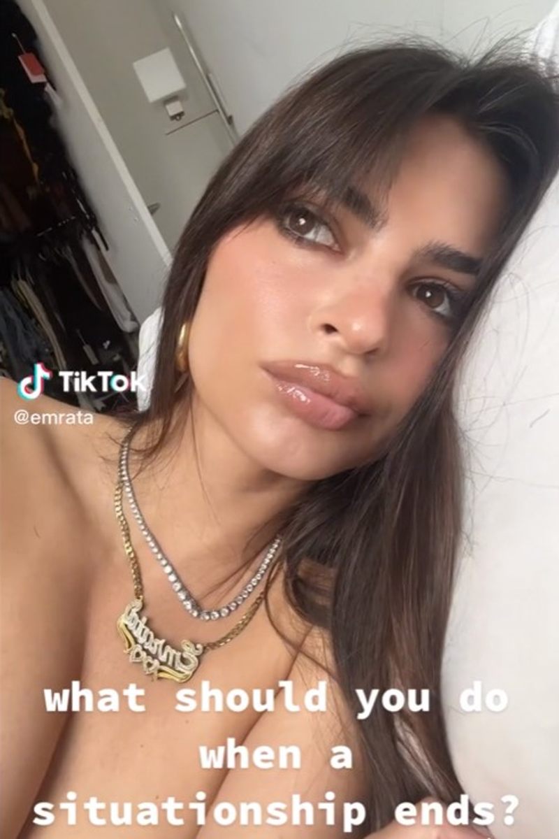 Emily posteó un video en su cuenta de TikTok que podría 'insinuar' el final de su relación con Eric André. 